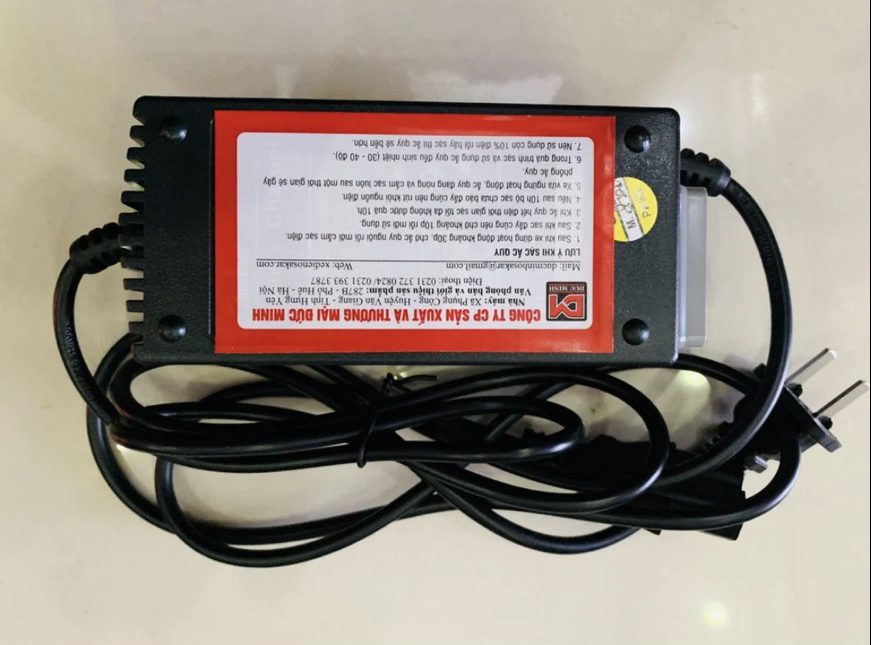 Bộ sạc xe đạp điện Osakar 48V – 12A Vuông hàng chính hãng